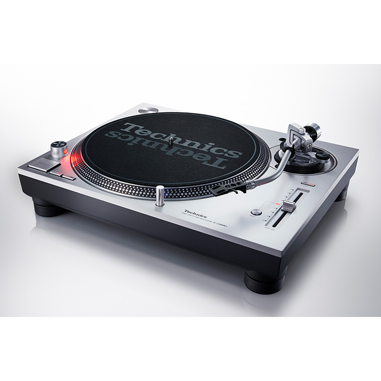 ターンテーブルTechnics SL-1200MK7WS