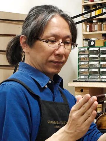 シマムラストリングス秋葉原　専属マイスター茂木　顕(もてき　けん)
