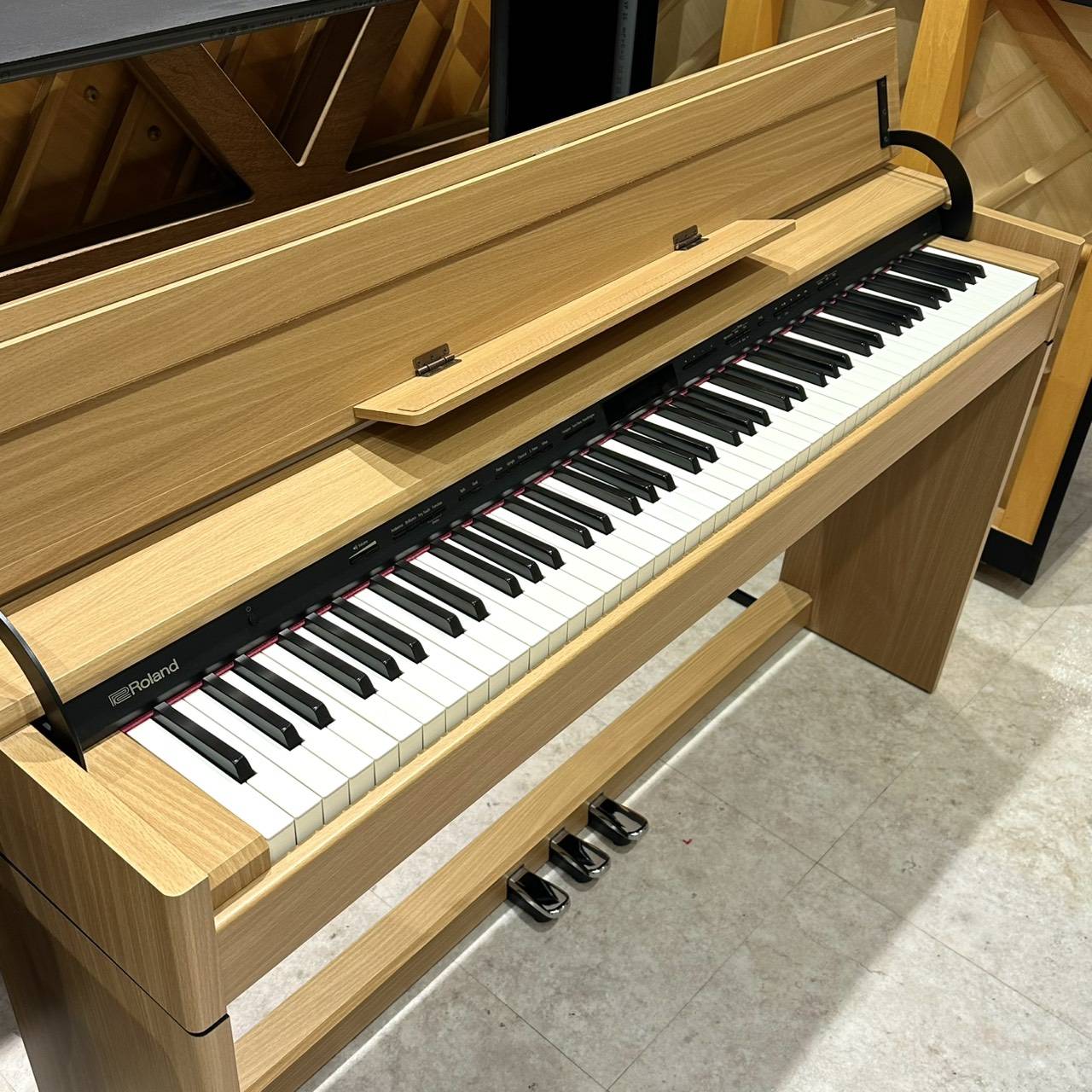 RolandDP603
