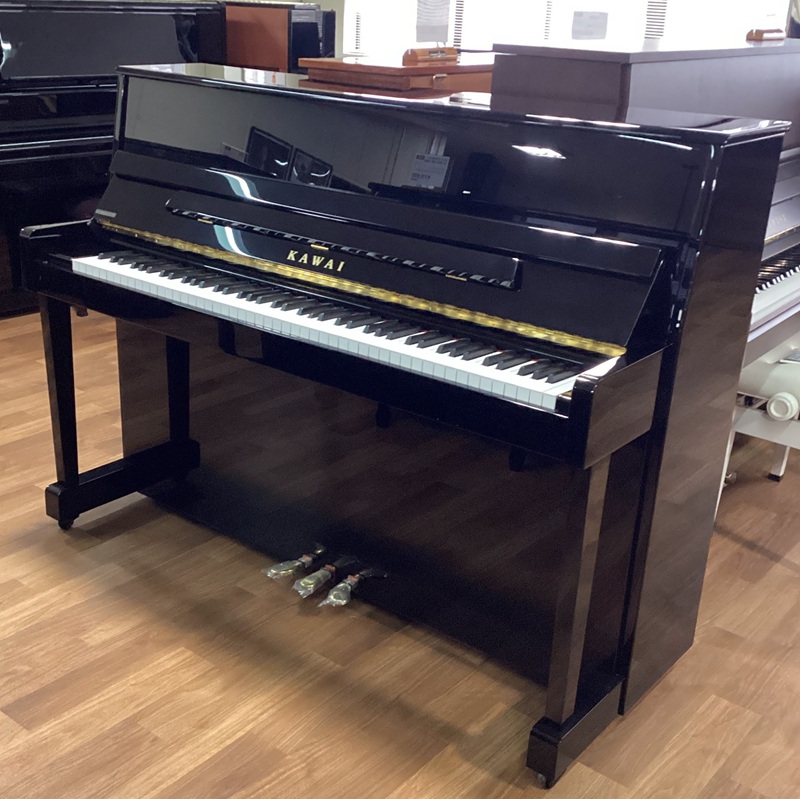 中古アップライトカワイ　kb15J