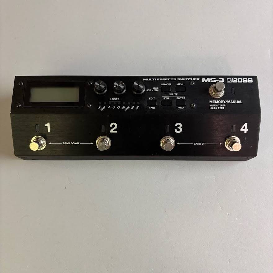 マルチエフェクター・スイッチャーBOSS MS-3