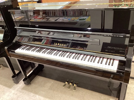中古アップライトピアノYAMAHA・YU10