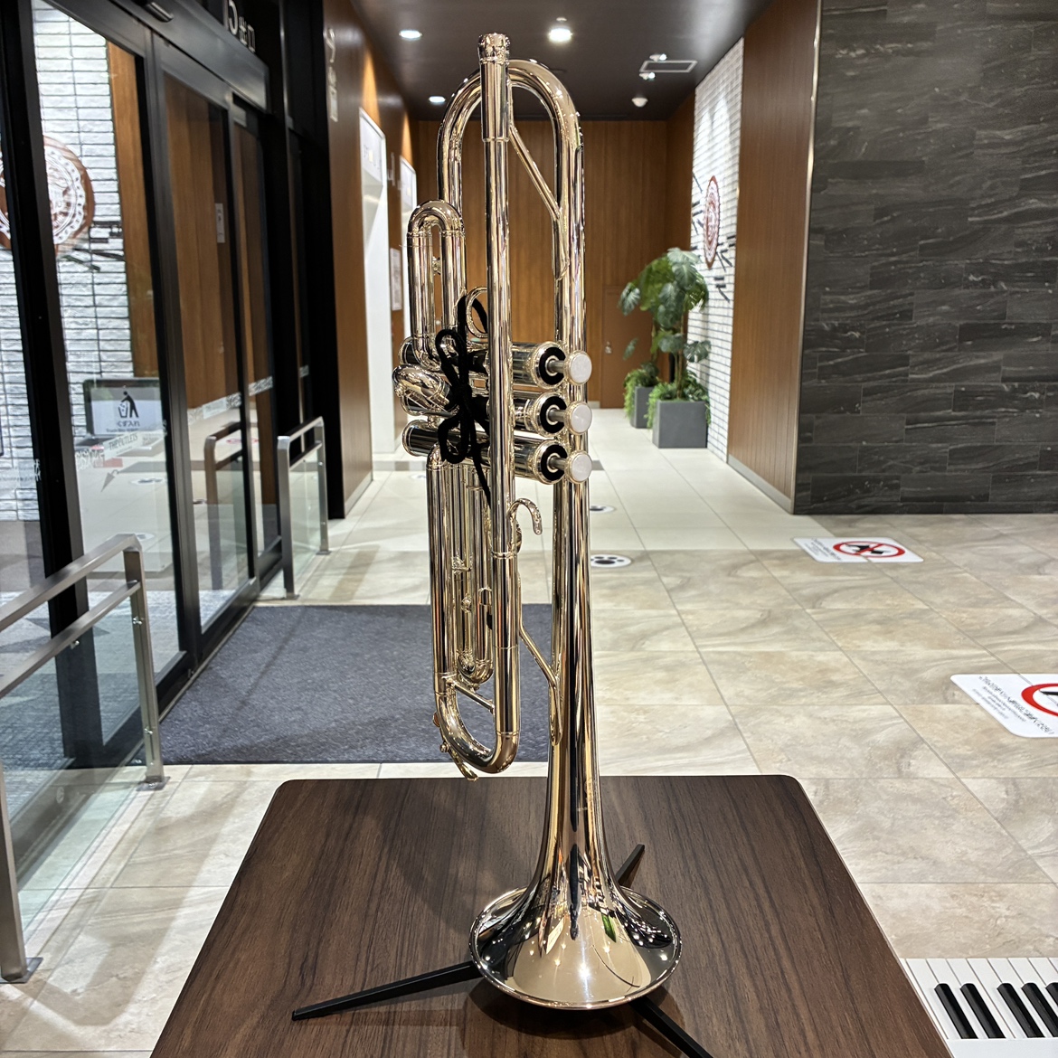 YAMAHA
YTR-3335S