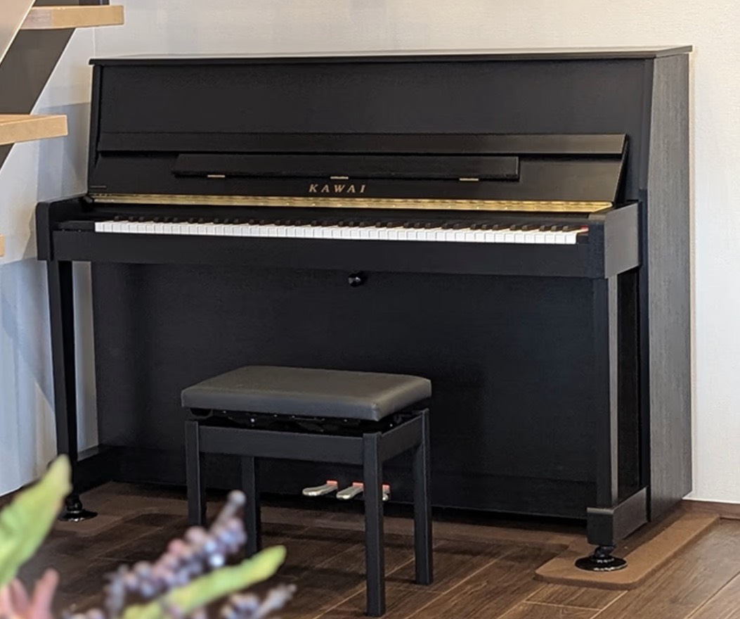 中古アップライトピアノKAWAI・NF15 BP
