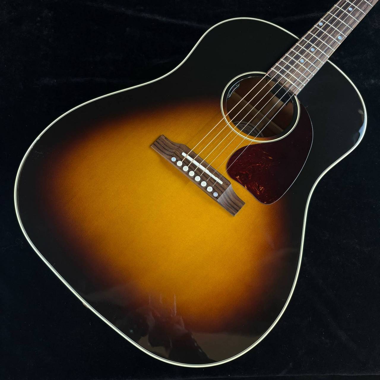 【新品】
Gibson J-45 Standard

¥387,000 