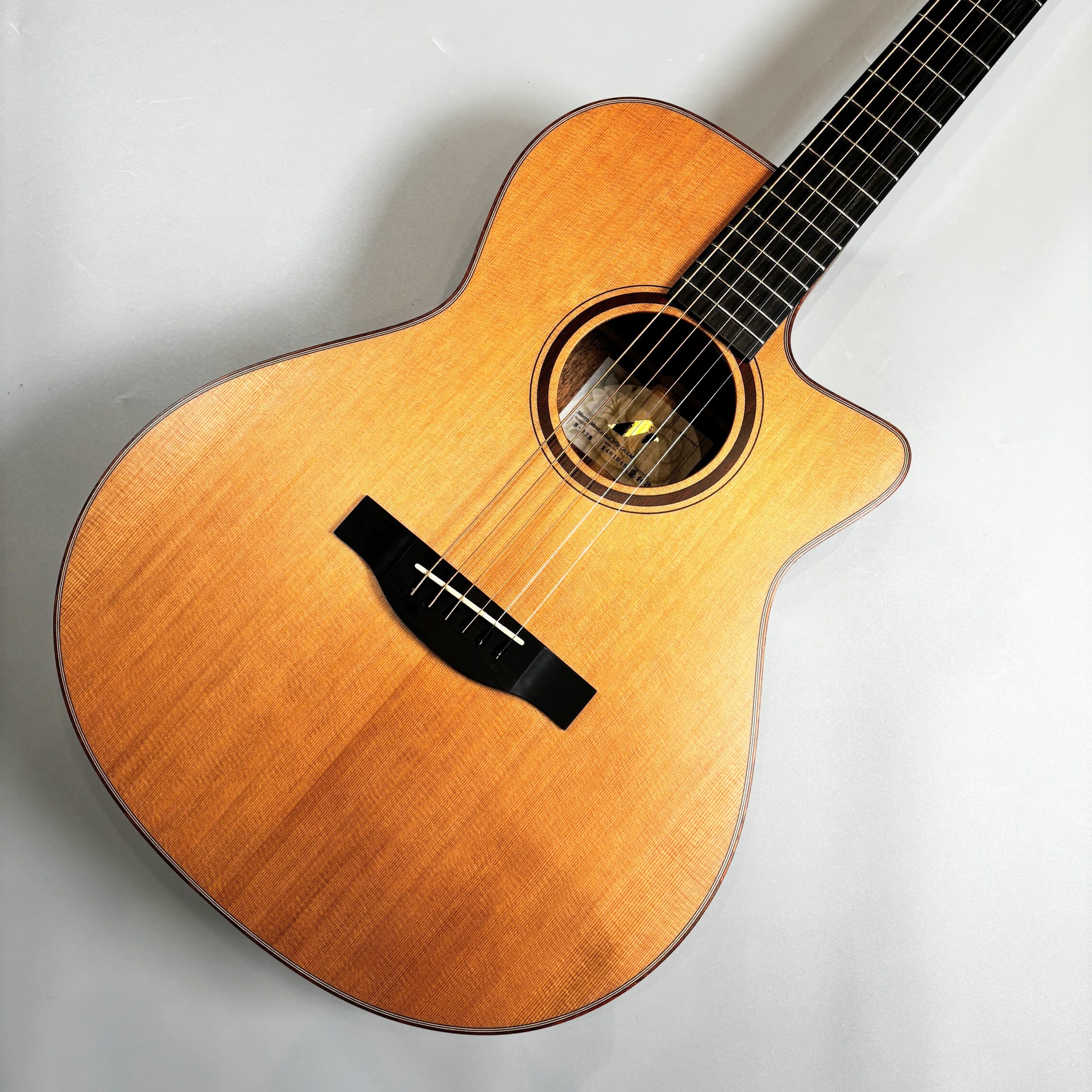 アコースティックギターMORRIS S92/3