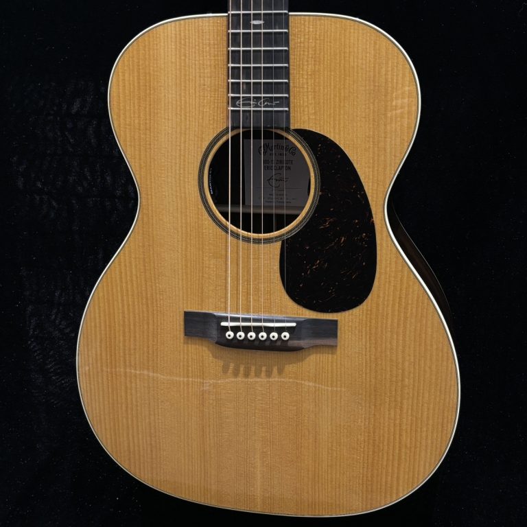 【新入荷】Martin Custom Artist Series 000-13E Eric Clapton 入荷！