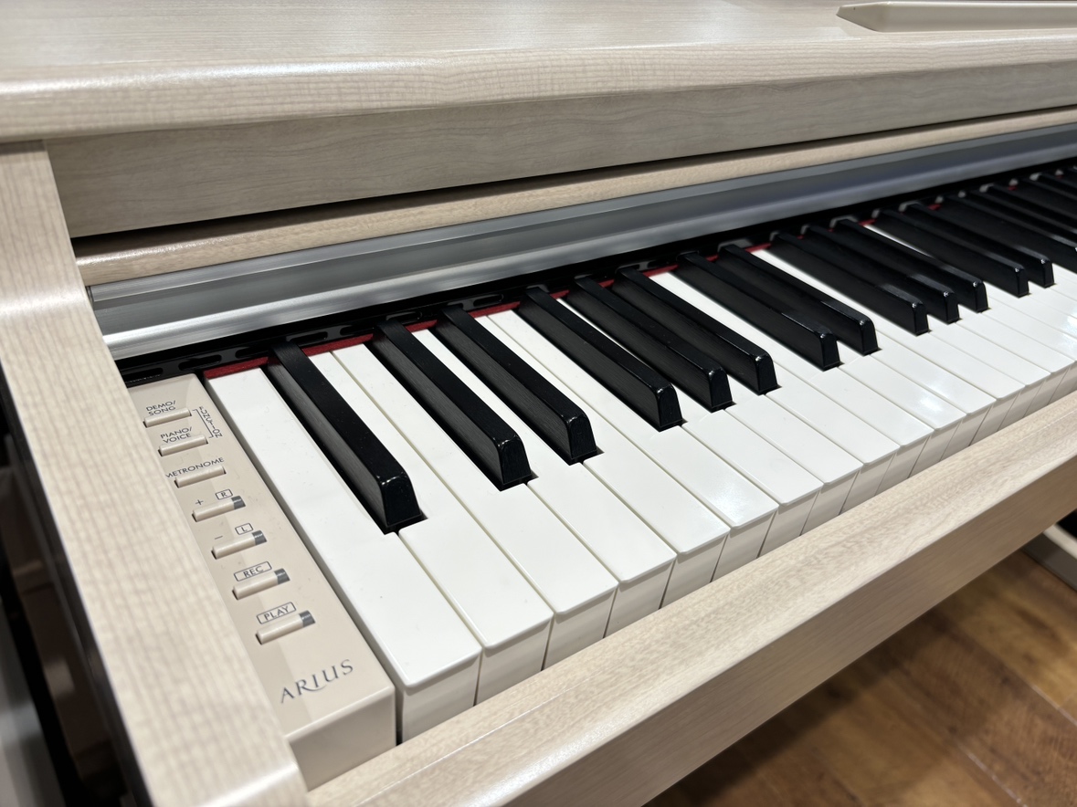 電子ピアノYAMAHA　YDP-165