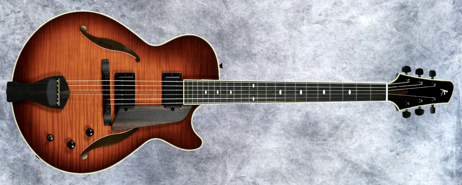ロングスケールが生み出す明瞭な響き！Kikuchi Guitarsより15インチ薄