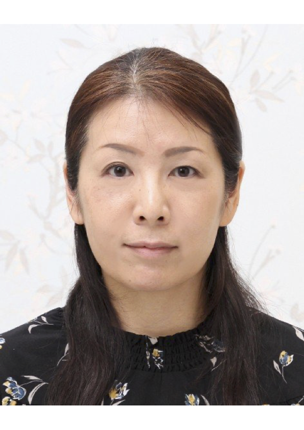  ながお　ゆみえ長尾　友美恵